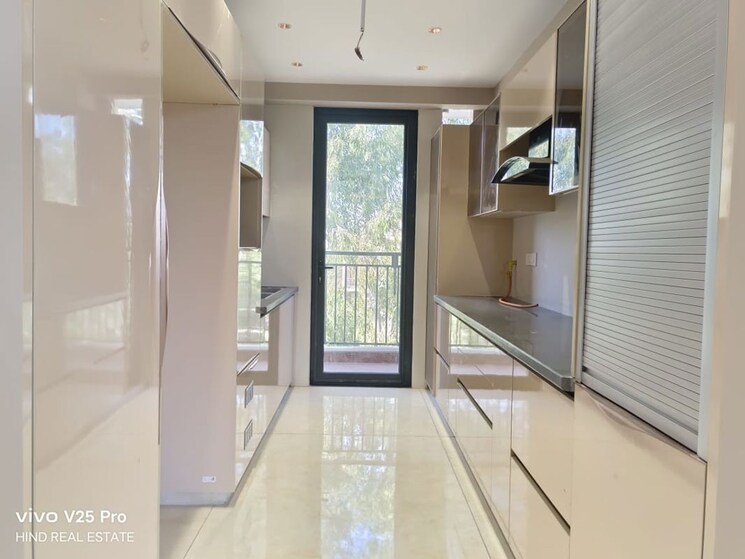 undefined, sector 15 6 Bedroom 2825 Sq.Ft. Independent House In Sector 15 Panchkula 9740095