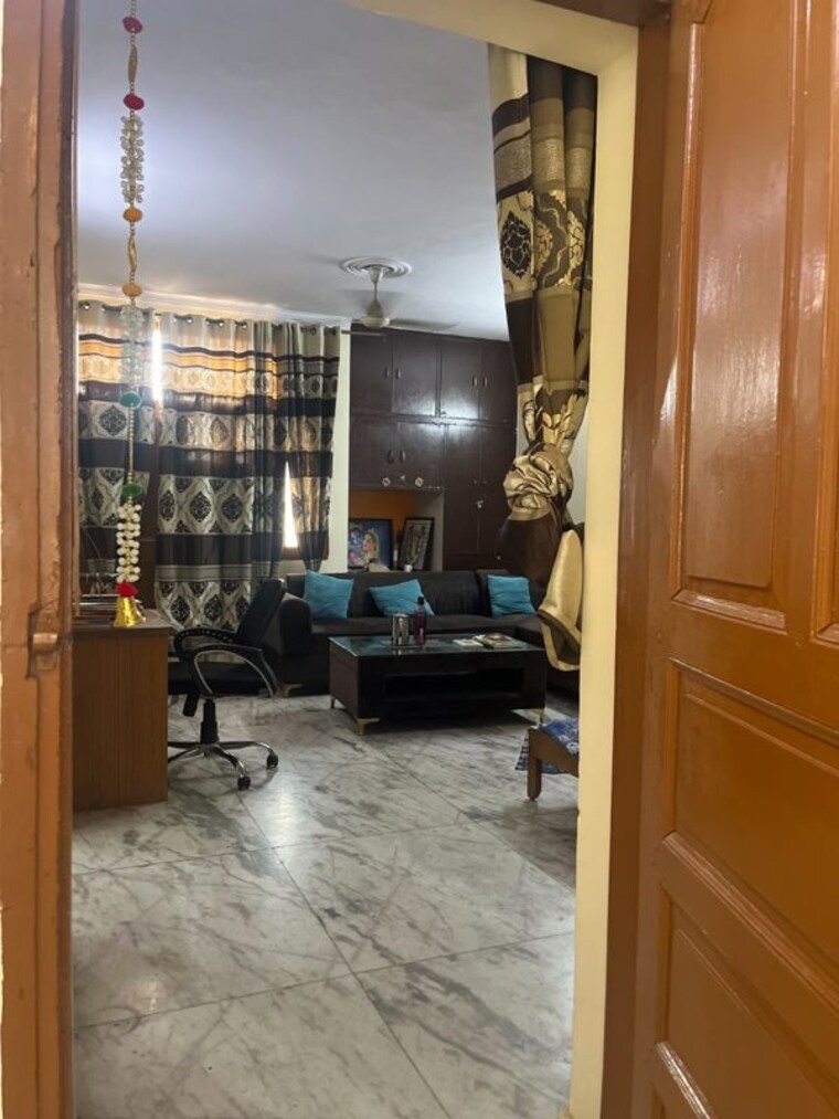 Living Room, sector 55 2.5 Bedroom 1110 Sq.Ft. Independent House In Sector 55 Noida 9740326