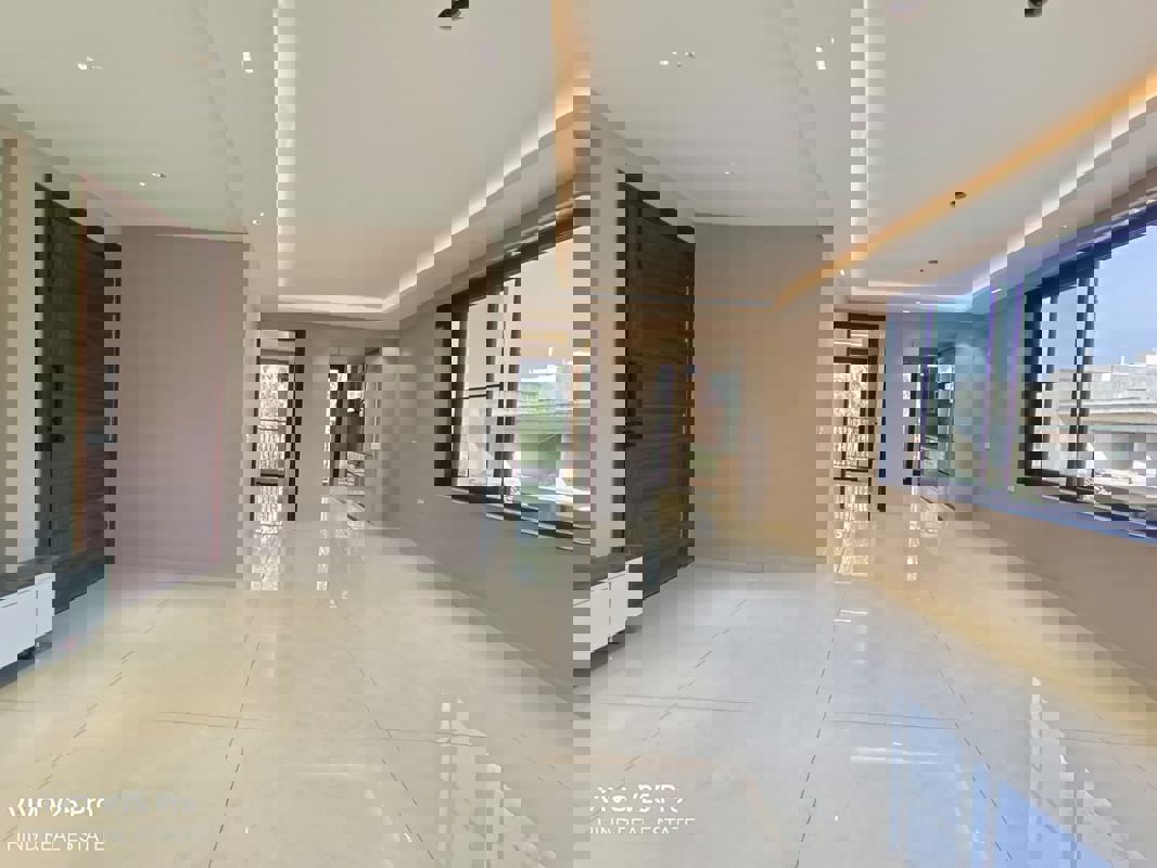 6 BHK Independent House For Sale in Sector 15