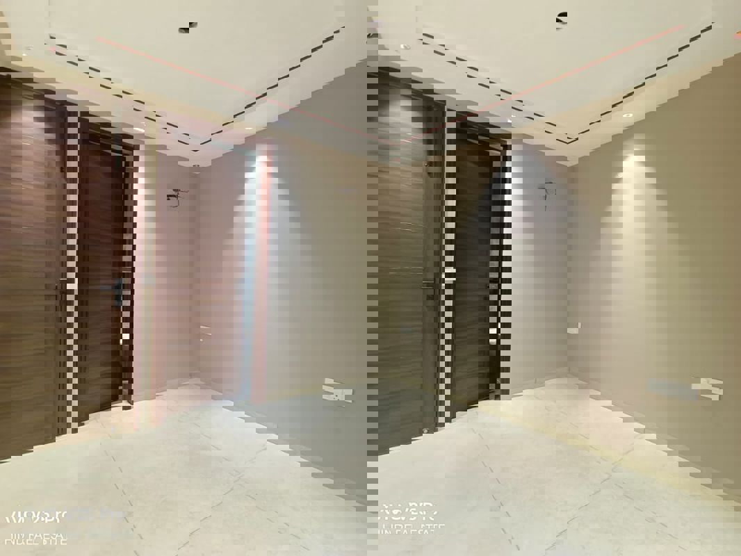 6 BHK Independent House For Sale in Sector 15