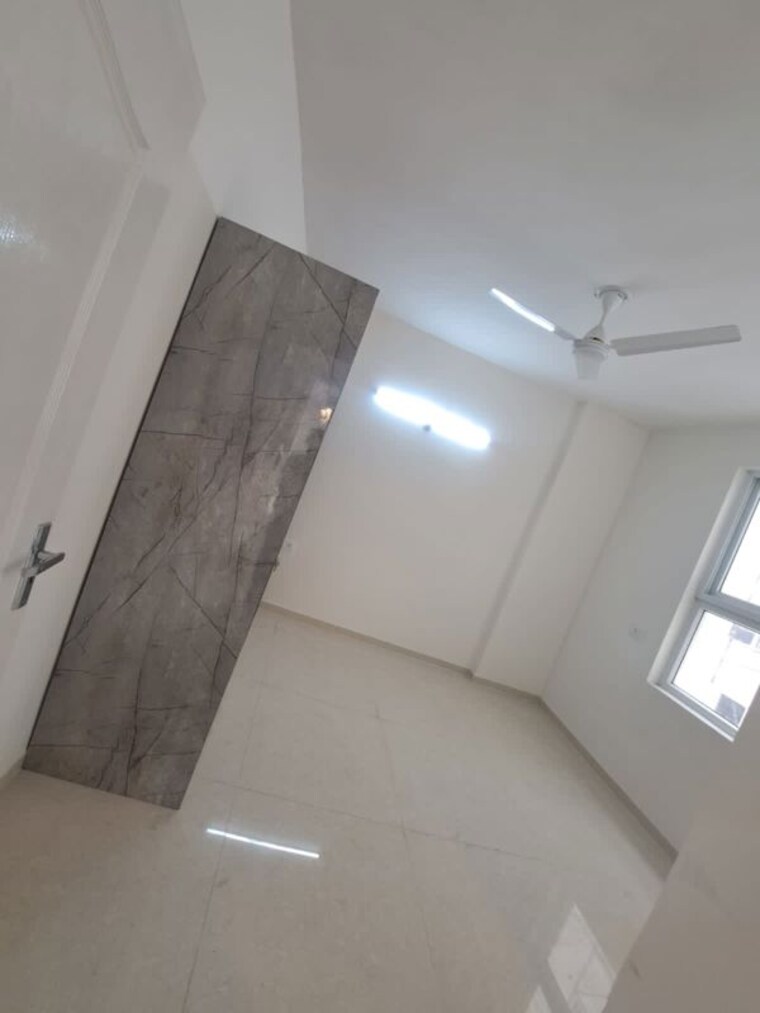 Bathroom, omaxe-the-palace 3 Bedroom 1550 Sq.Ft. Apartment In Gomti Nagar Lucknow 9740375