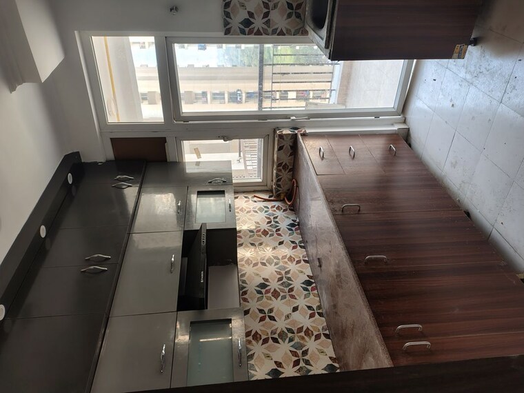 Kitchen, amrapali-leisure-park 3 Bedroom 1730 Sq.Ft. Apartment In Amrapali Leisure Valley Greater Noida 9740411