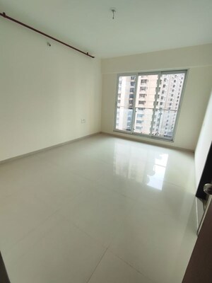 Room in 4 BHK Apartment at Raj Tattva, Kapur Bawdi – for Sale