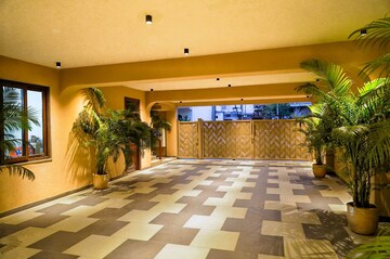 Parking in 4 BHK Independent House at Nirman Nagar – for Sale