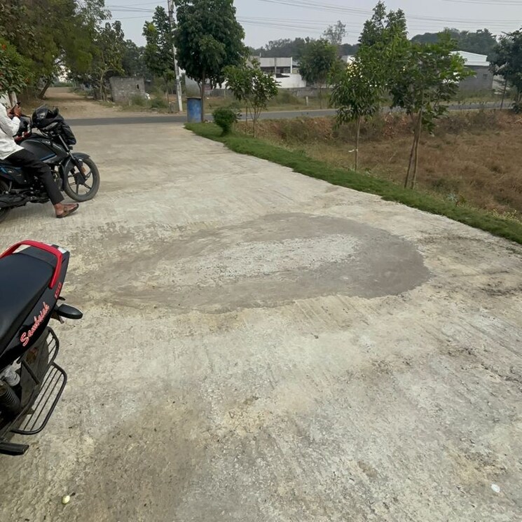  Parking, kaza  375 Sq.Yd. Plot In Kaza Guntur 9740475
