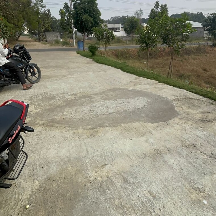  Parking, kaza  375 Sq.Yd. Plot In Kaza Guntur 9740475