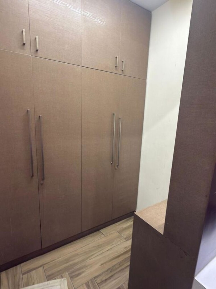 Room, mantri-greens 3.5 Bedroom 2500 Sq.Ft. Apartment In Seshadripuram Bangalore 9606043
