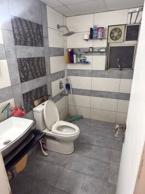 Bathroom in 3.5 BHK Apartment at Mantri Greens, Seshadripuram – for Sale