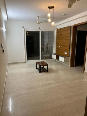 2 BHK Apartment For Rent in Prestige Misty Waters, Hebbal