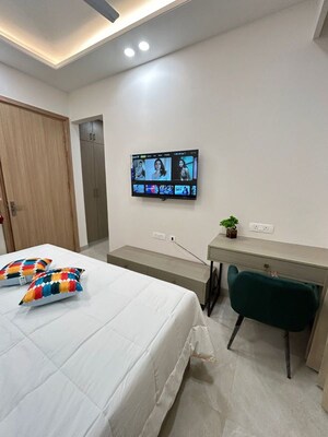 Bedroom in Studio Builder Floor at Birla Arika, Sector 31 – for Rent
