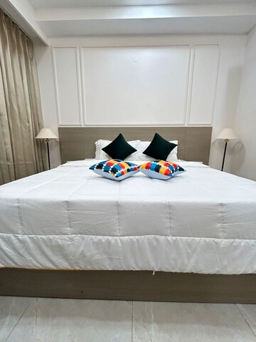 Bedroom in Studio Builder Floor at Birla Arika, Sector 31 – for Rent