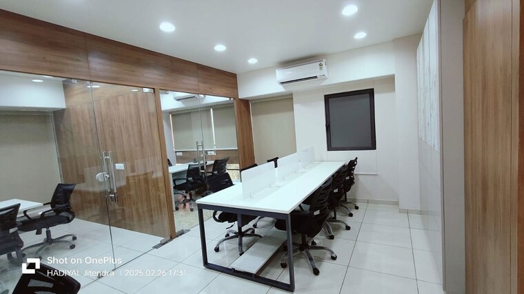 Team Area, shivam-trade-center Commercial Office Space 830 Sq.Ft. In Ambli Ahmedabad 9740525