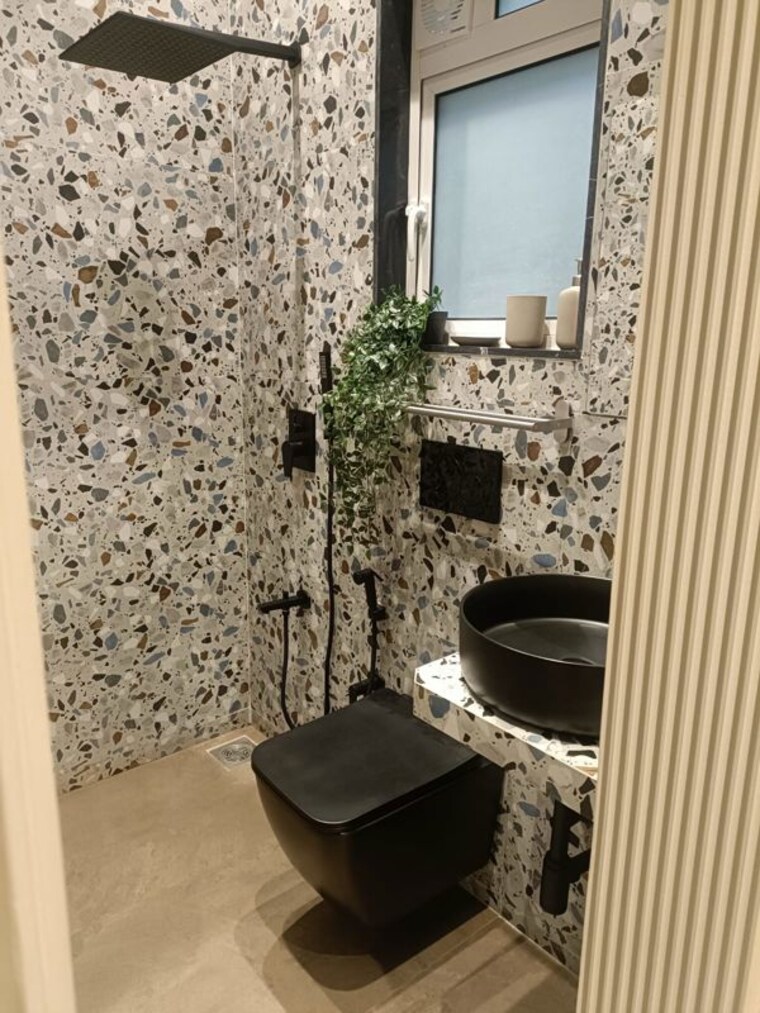 Bathroom, mulund east 1 Bedroom 488 Sq.Ft. Apartment In Mulund East Mumbai 9740713