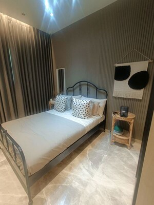 Bedroom in 1 BHK Apartment at Mulund East – for Sale