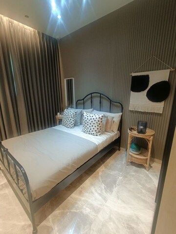 Bedroom in 1 BHK Apartment at Mulund East – for Sale