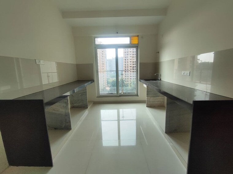 Kitchen, raj-tattva 3 Bedroom 1500 Sq.Ft. Apartment In Kapur Bawdi Thane 9740722