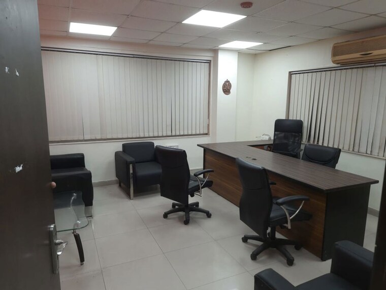 Team Area, sector v Commercial Office Space 3500 Sq.Ft. In Sector V Kolkata 9740710