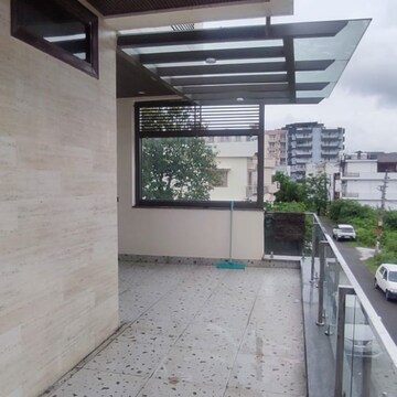 Balcony in 5 BHK Villa at Sahastradhara Road – for Sale
