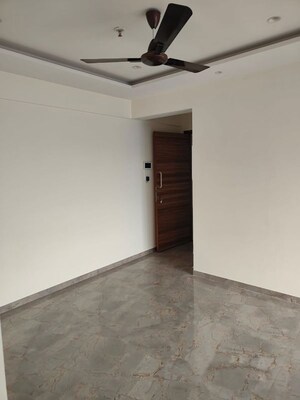 Bedroom in 2 BHK Apartment at Thapar Suburbia, Chembur – for Rent