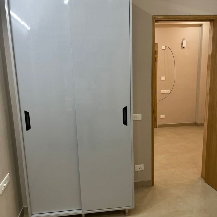 Room, rwa-residential-society 1 Bedroom 60 Sq.Yd. Builder Floor In Mohyal Colony Gurgaon 9740897