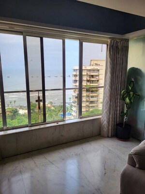 Bedroom in 3 BHK Apartment at Bandra West – for Rent