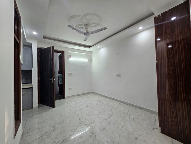 Room, saket 2 Bedroom 800 Sq.Ft. Builder Floor In Saket Delhi 9740979