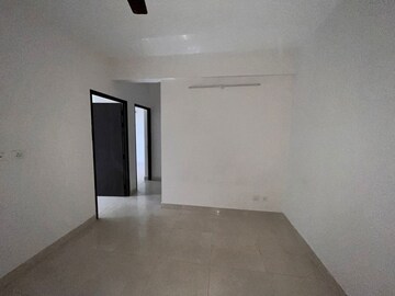 Room in 3 BHK Builder Floor at Shri Balaji Apartments Gurgaon, Dharam Colony – for Sale