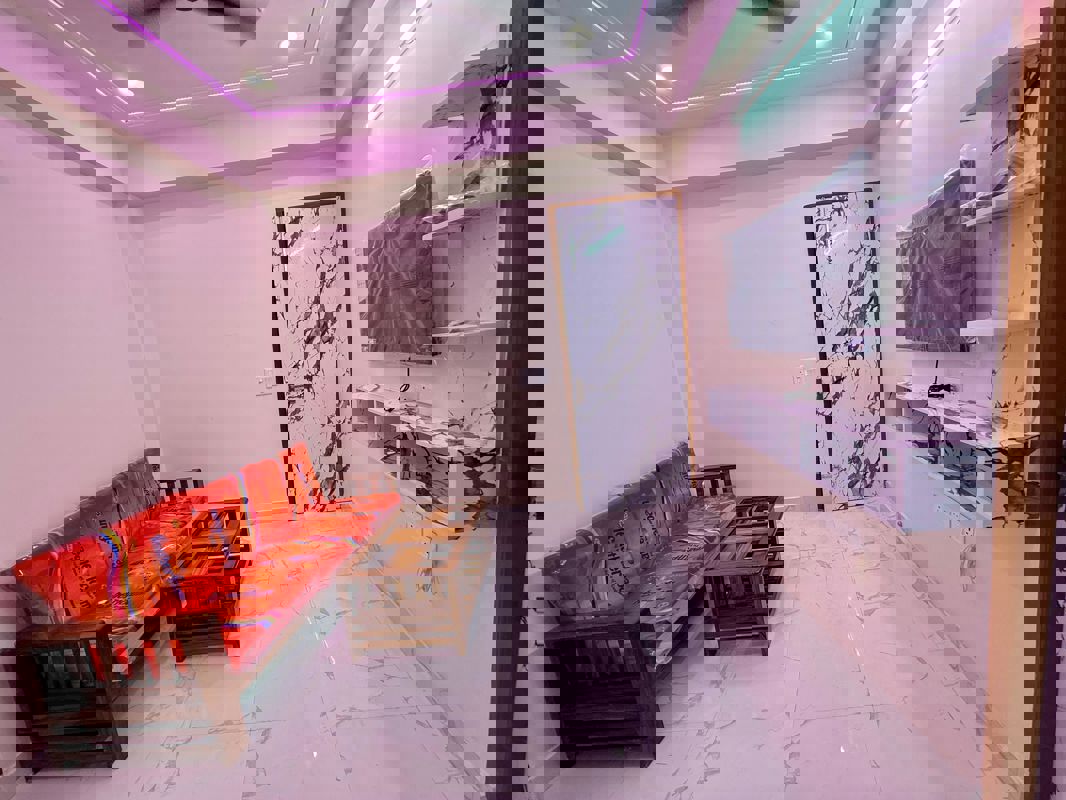 1 BHK Builder Floor For Rent in Raheja Mall