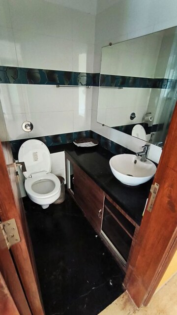 Bathroom in 3 BHK Apartment at Ekta Park Vista, Khar West – for Rent