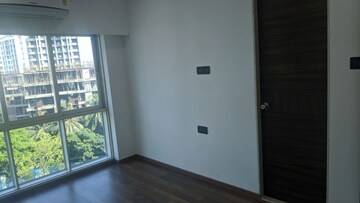 Bedroom in 2 BHK Apartment at Rite Skyluxe, Chembur – for Rent