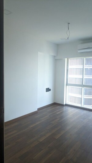 Bedroom in 2 BHK Apartment at Rite Skyluxe, Chembur – for Rent