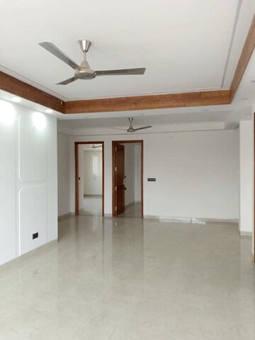 3 BHK Apartment For Rent in Oasis Apartments, Sector 55