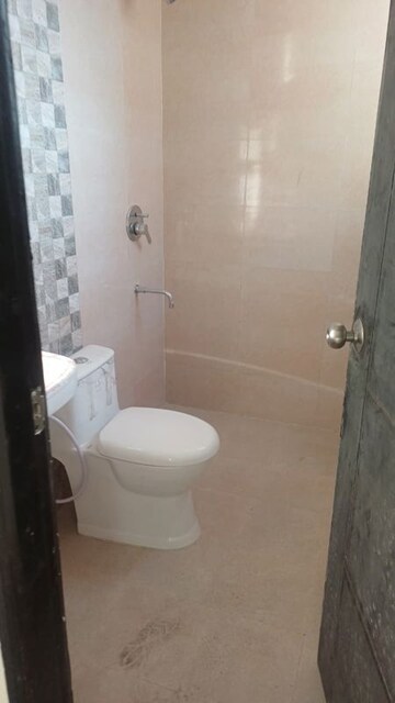 Bathroom in 2 BHK Apartment at Signature Global Aspire, Sector 95 – for Sale