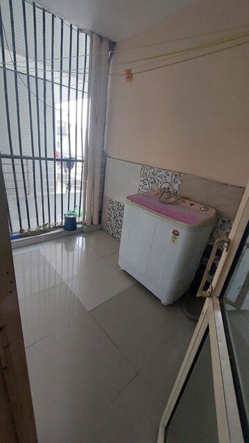 Balcony in 1 BHK Builder Floor at EWS Flats, Sector 47 – for Rent