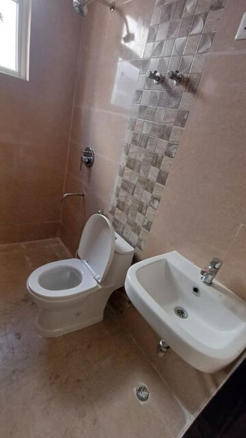 Bathroom in 3 BHK Apartment at Signature Global Aspire, Sector 95 – for Sale