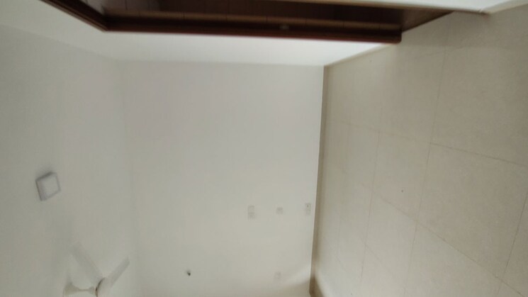 Room, kalpataru-immensa 1 Bedroom 450 Sq.Ft. Apartment In Kolshet Road Thane 9741488