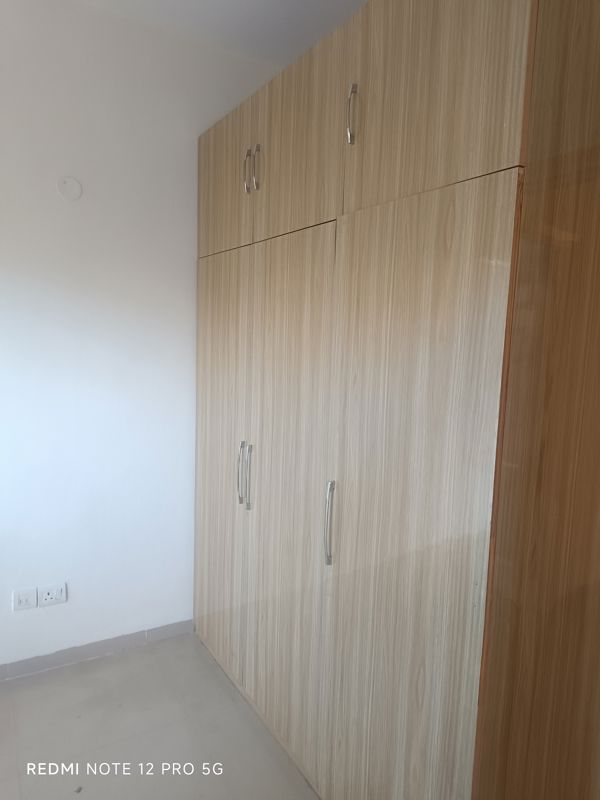 2.5 BHK + Pooja Room 214 Sq.Yd. Apartment in Emaar MGF Emerald Hills