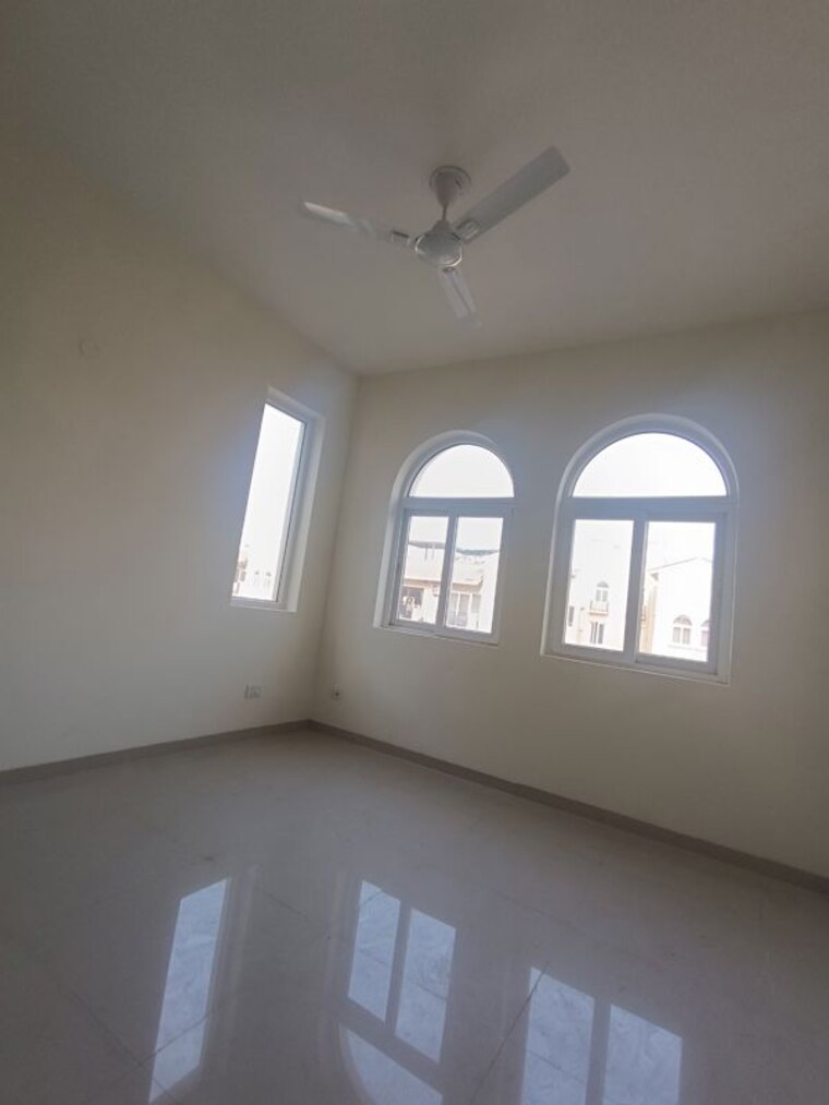 undefined, emaar-mgf-emerald-hills 4 Bedroom 350 Sq.Yd. Apartment In Sector 65 Gurgaon 9735031