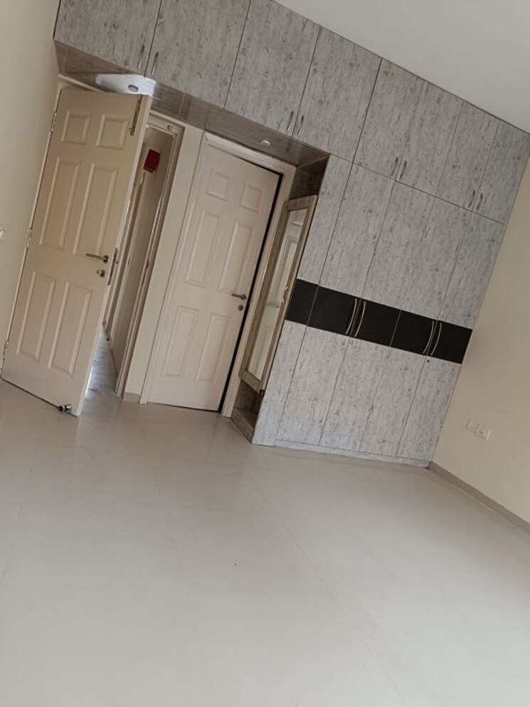 undefined, emaar-mgf-emerald-hills 3 Bedroom 267 Sq.Yd. Apartment In Sector 65 Gurgaon 9736844