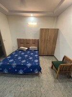 1 Rk  420 Sq.Ft. Builder Floor in DLF City Phase III