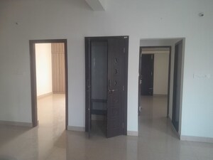 Room in 2 BHK Builder Floor at Nri Layout – for Rent