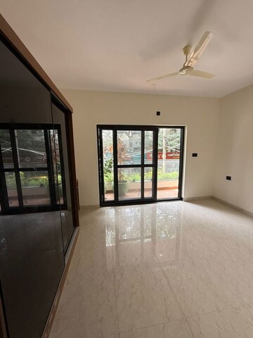 Room in 3 BHK Builder Floor at Indiranagar – for Rent