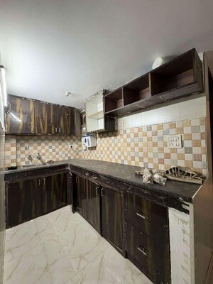 Kitchen in 1 BHK Builder Floor at DLF City Phase III, Sector 24 – for Rent