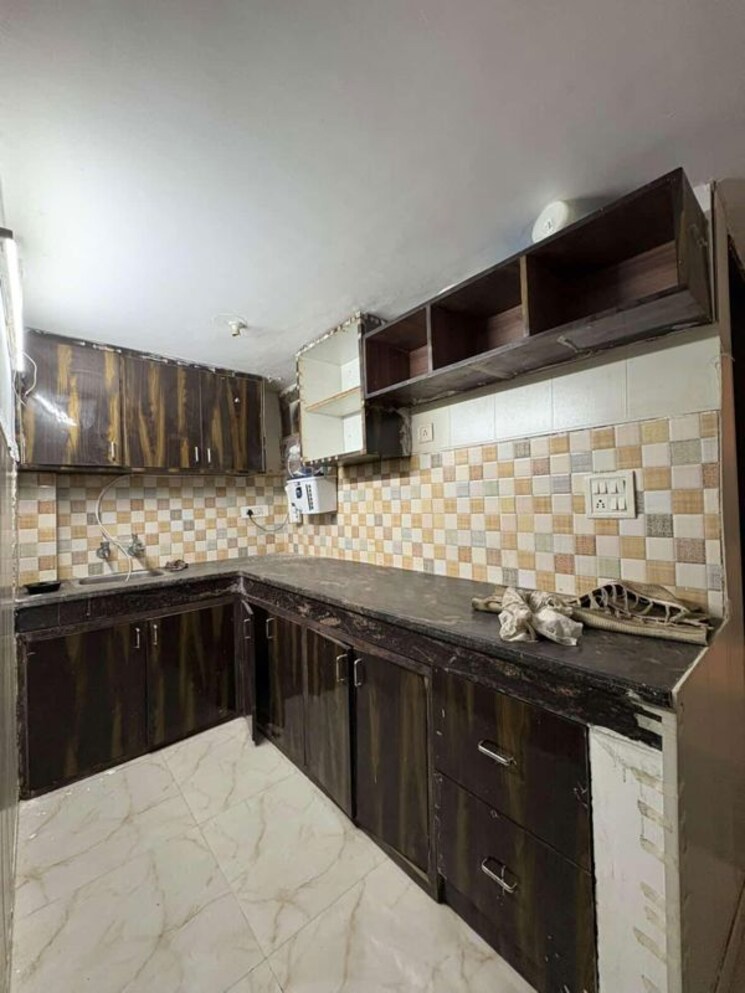 Kitchen, dlf-city-phase-iii 1 Bedroom 630 Sq.Ft. Builder Floor In Sector 24 Gurgaon 9741865