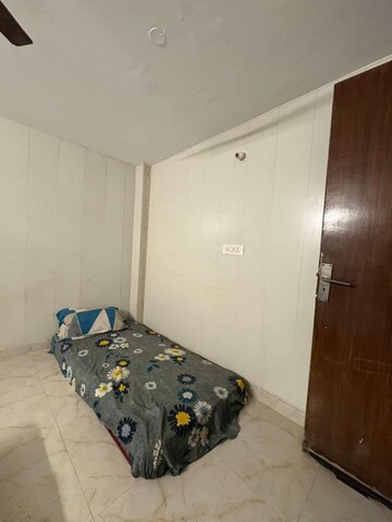 Bedroom in 1 BHK Builder Floor at DLF City Phase III, Sector 24 – for Rent