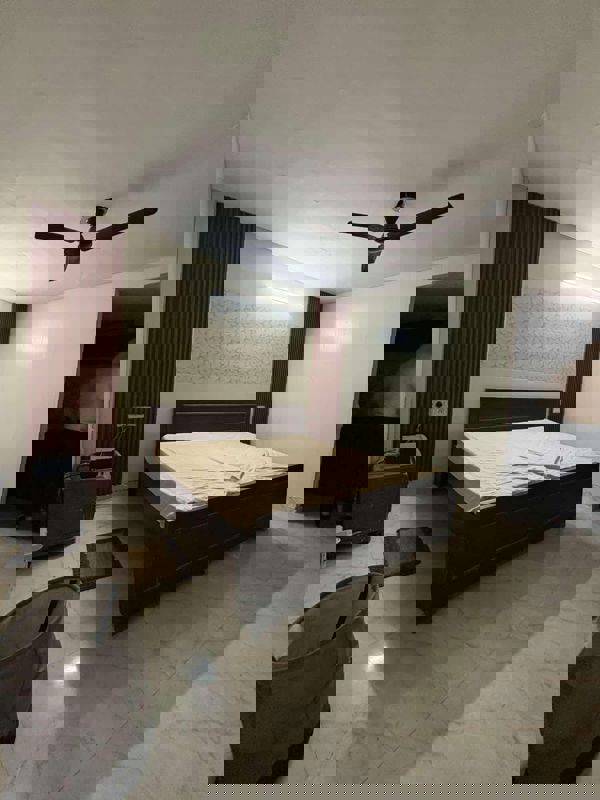 1 BHK Builder Floor For Rent in DLF City Phase III