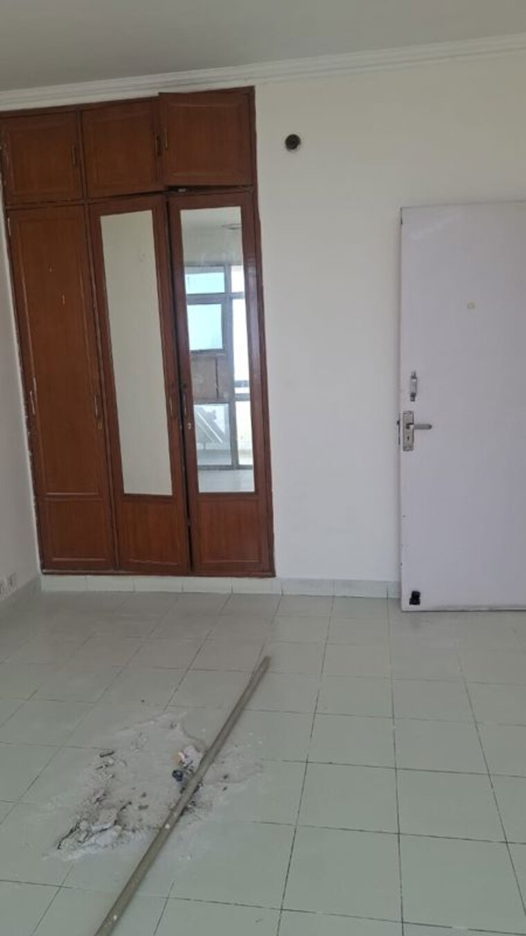 Room, ansal-sushant-estate 3 Bedroom 1340 Sq.Ft. Apartment In Sector 52 Gurgaon 9741932