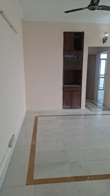 3 BHK Apartment For Rent in Ansal Sushant Estate, Sector 52