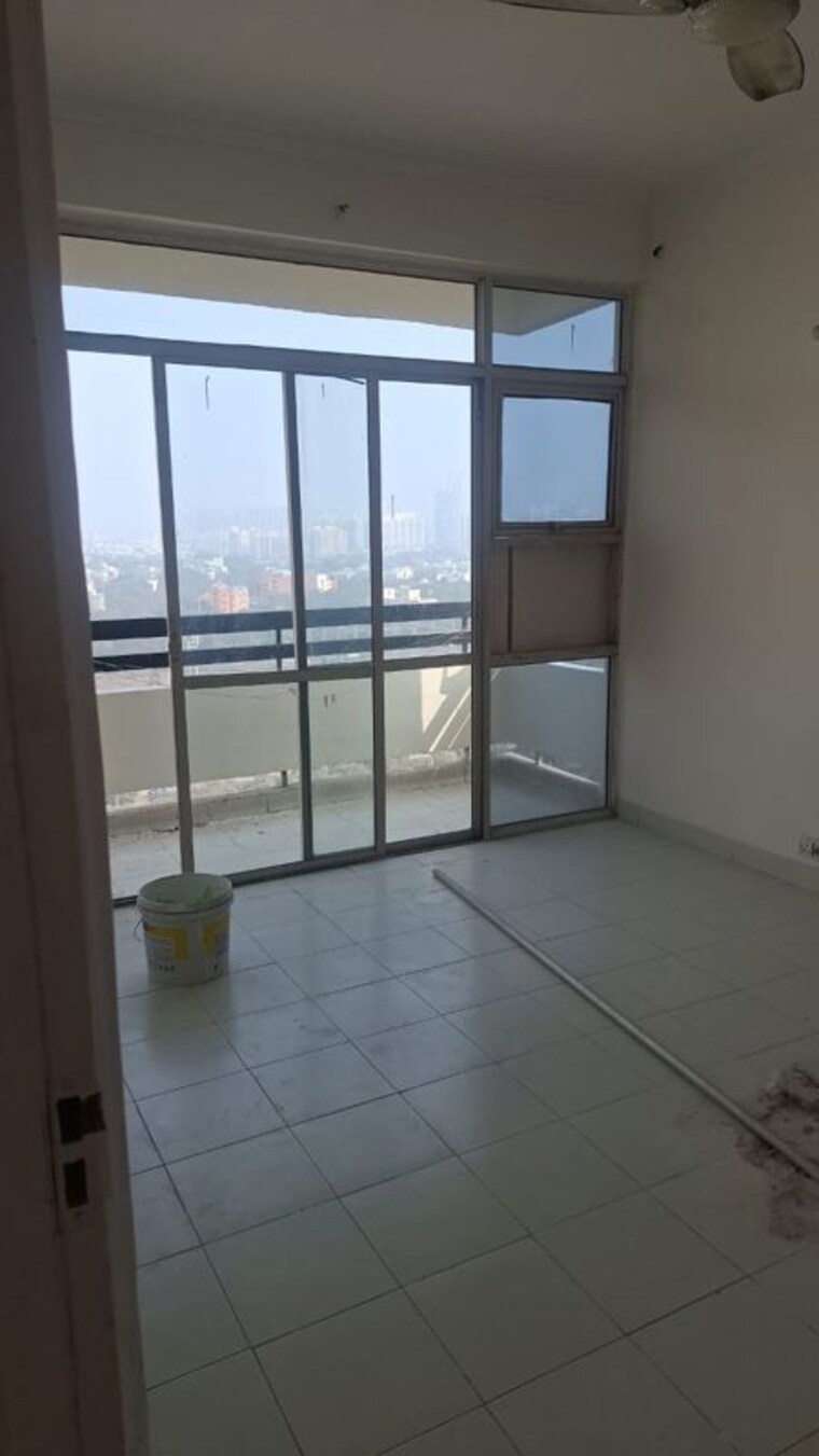 Room, ansal-sushant-estate 3 Bedroom 1340 Sq.Ft. Apartment In Sector 52 Gurgaon 9741932