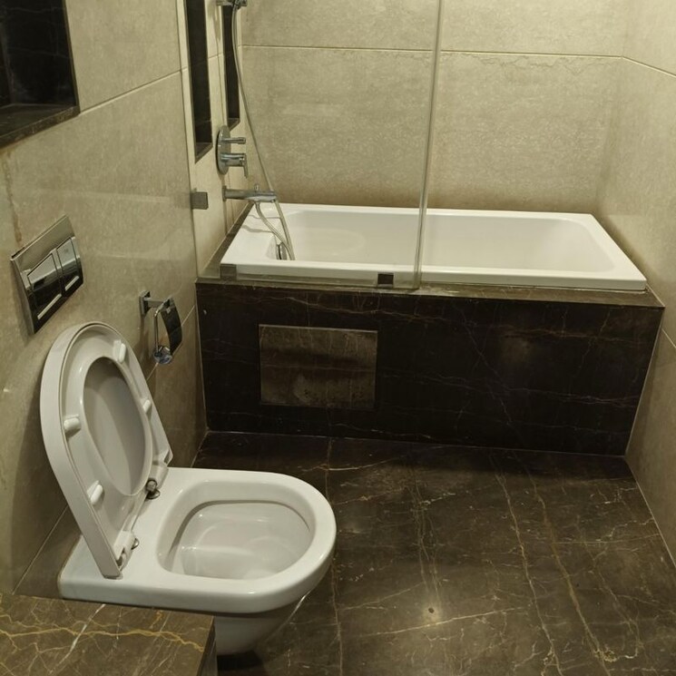 Bathroom, lokhandwala-minerva-mahalaxmi 3 Bedroom 2100 Sq.Ft. Apartment In Arthur rd Mumbai 9741950